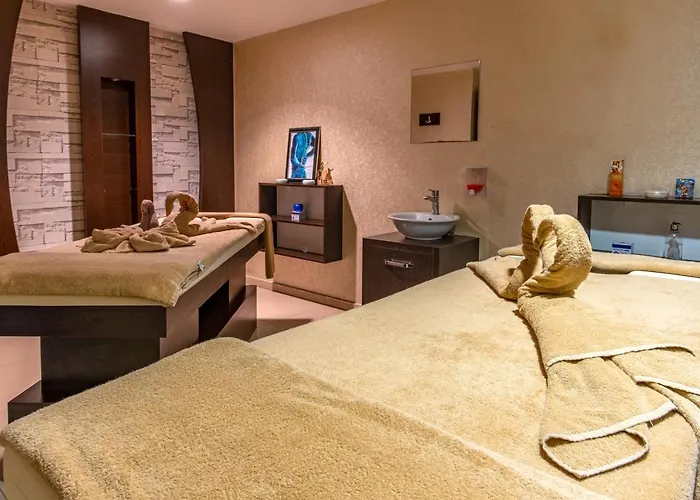 Hotel A11 Obakoey 4*